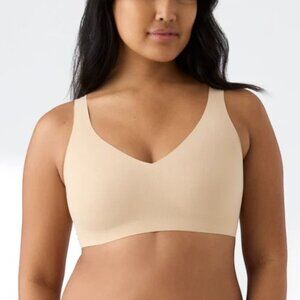 True & Co Bra Womens XS Beige True Body Boost V-Neck Wireless Seamless Padded